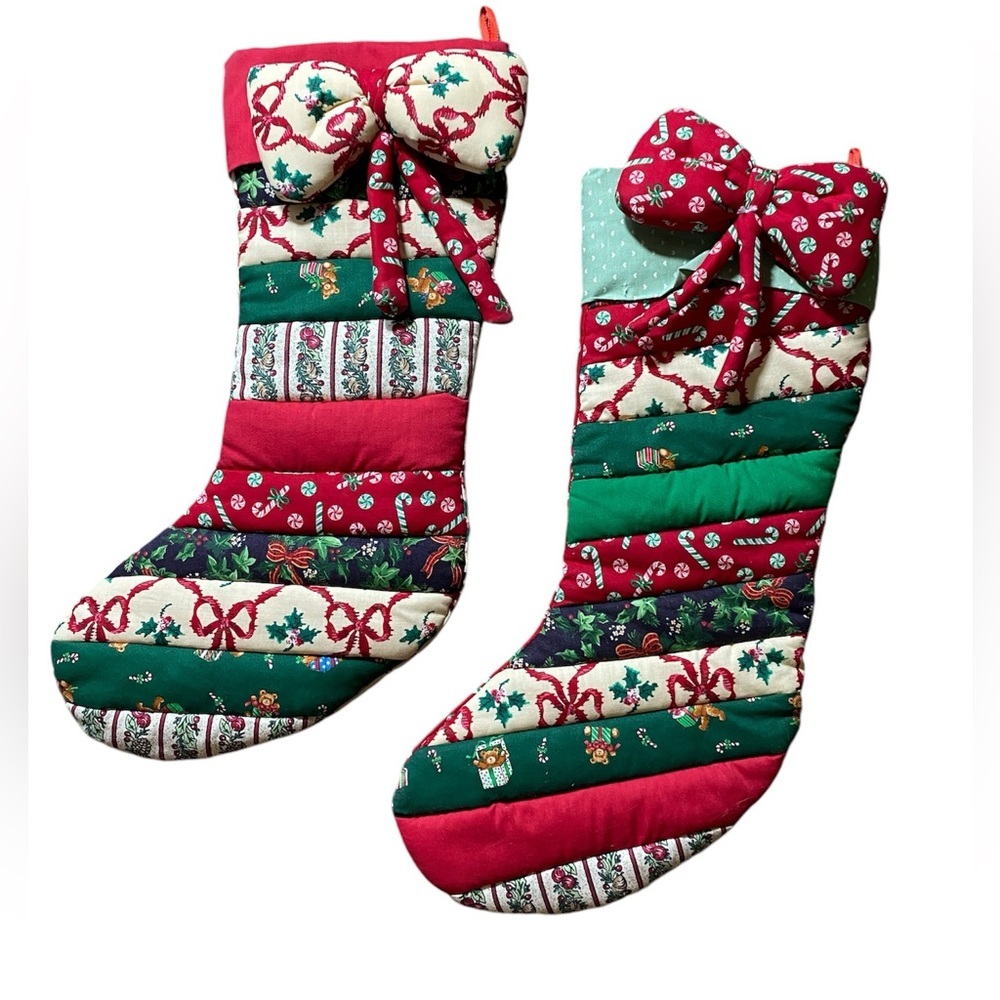Set Of 2 Vintage Quilt Pieces Christmas Stocking Shabby Chic Red Green Bow - Picture 2 of 3
